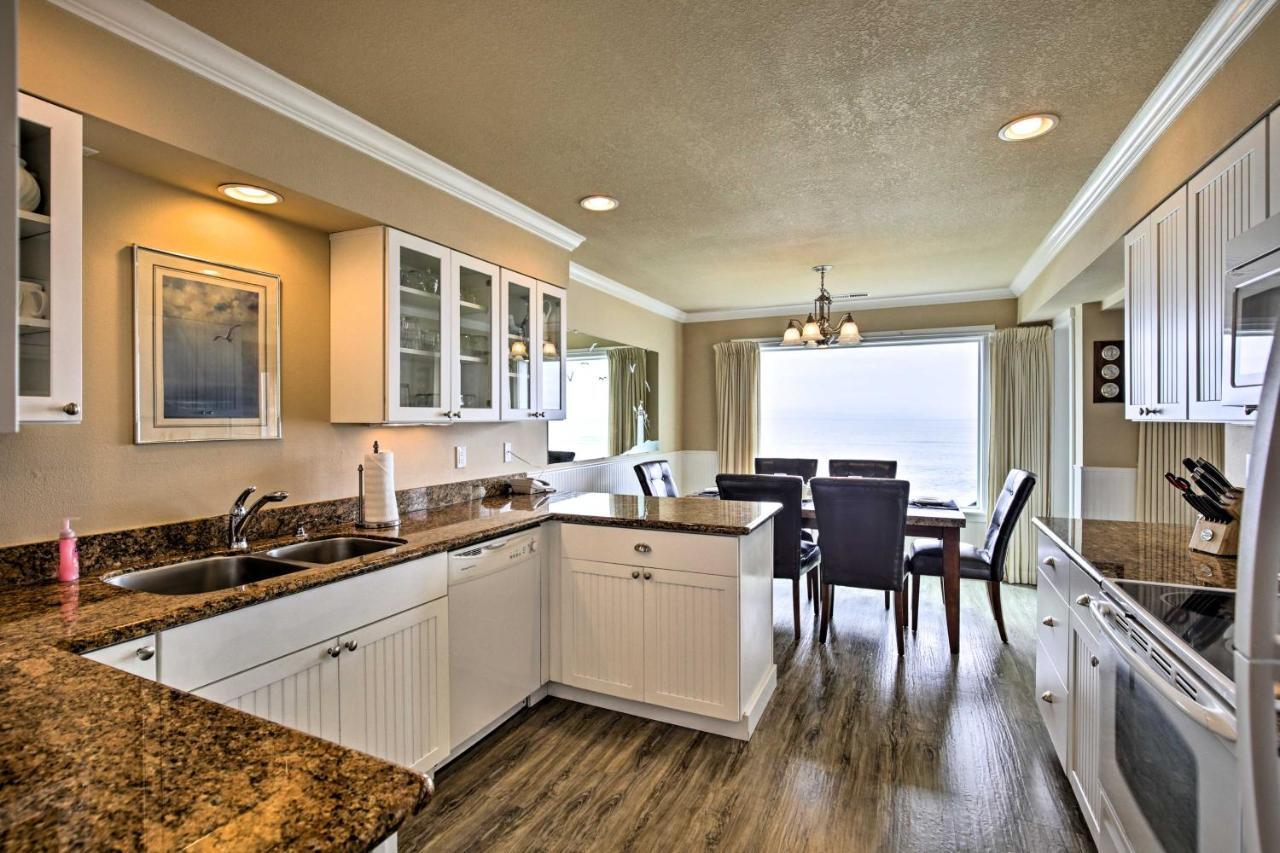 Beachfront Condo With Patio And Views - Walk To Shore! Линкън Сити Екстериор снимка