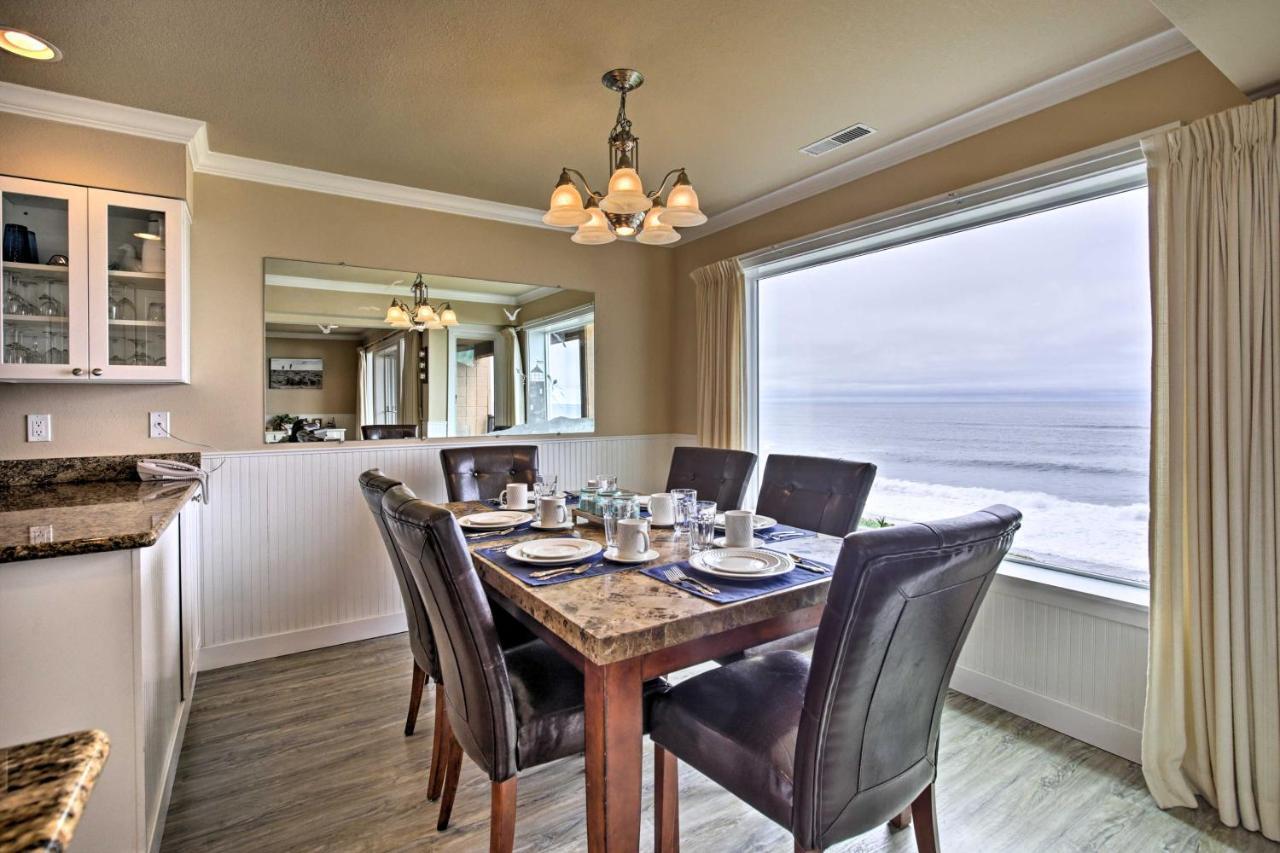 Beachfront Condo With Patio And Views - Walk To Shore! Линкън Сити Екстериор снимка